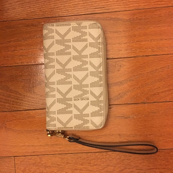 Michael Kors Handbag with Wallet - Picture 5 of 6